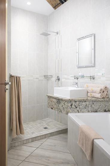 Badplaas, A Forever Resort: 4-Sleeper Rondavel. 2 bedrooms (4 single beds) 